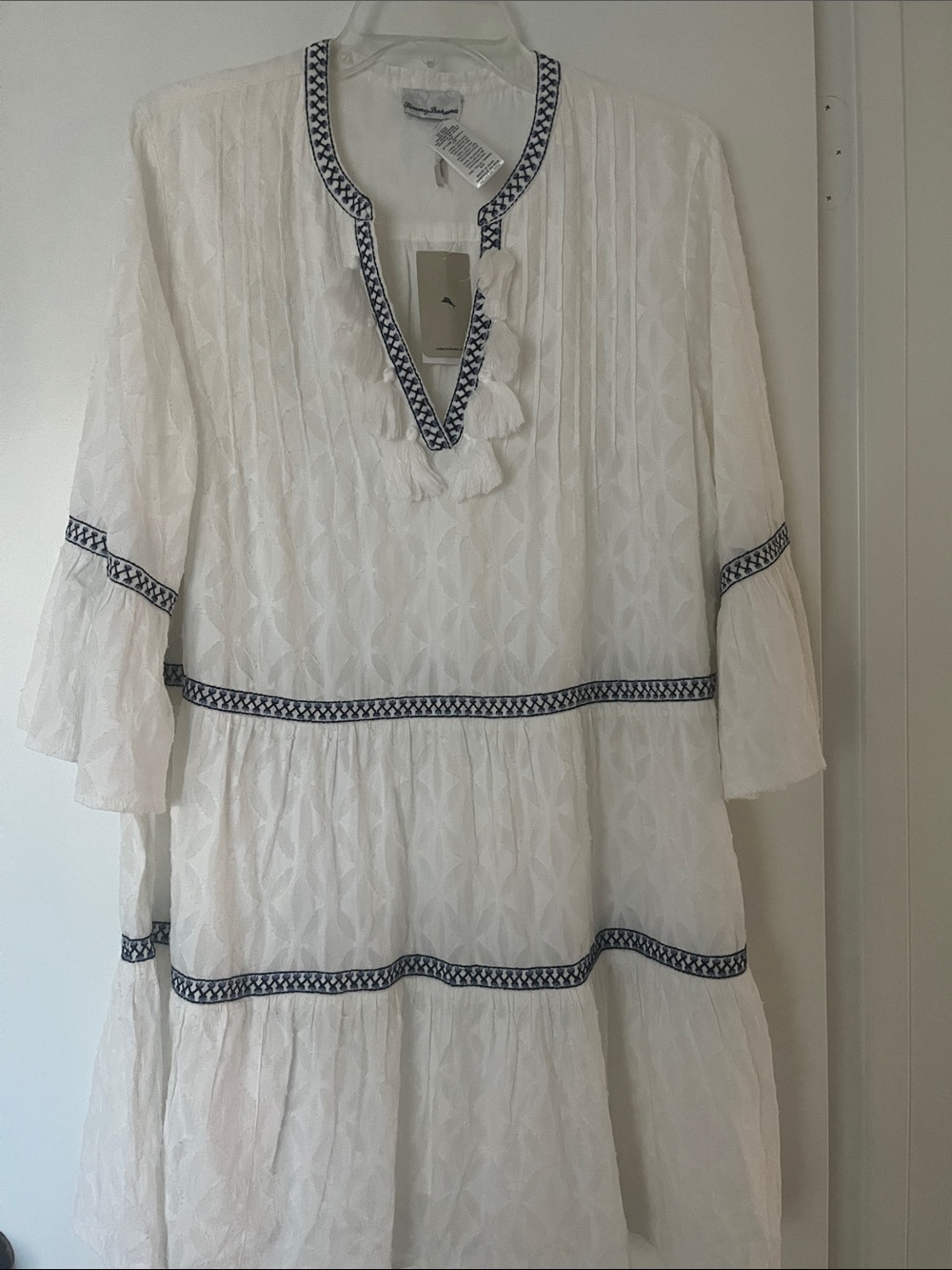 Tommy Bahama White Embroidered Tiered Dress with Navy Trim small NWT